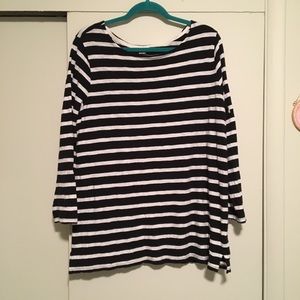 Old Navy striped 3/4 length sleeve tee